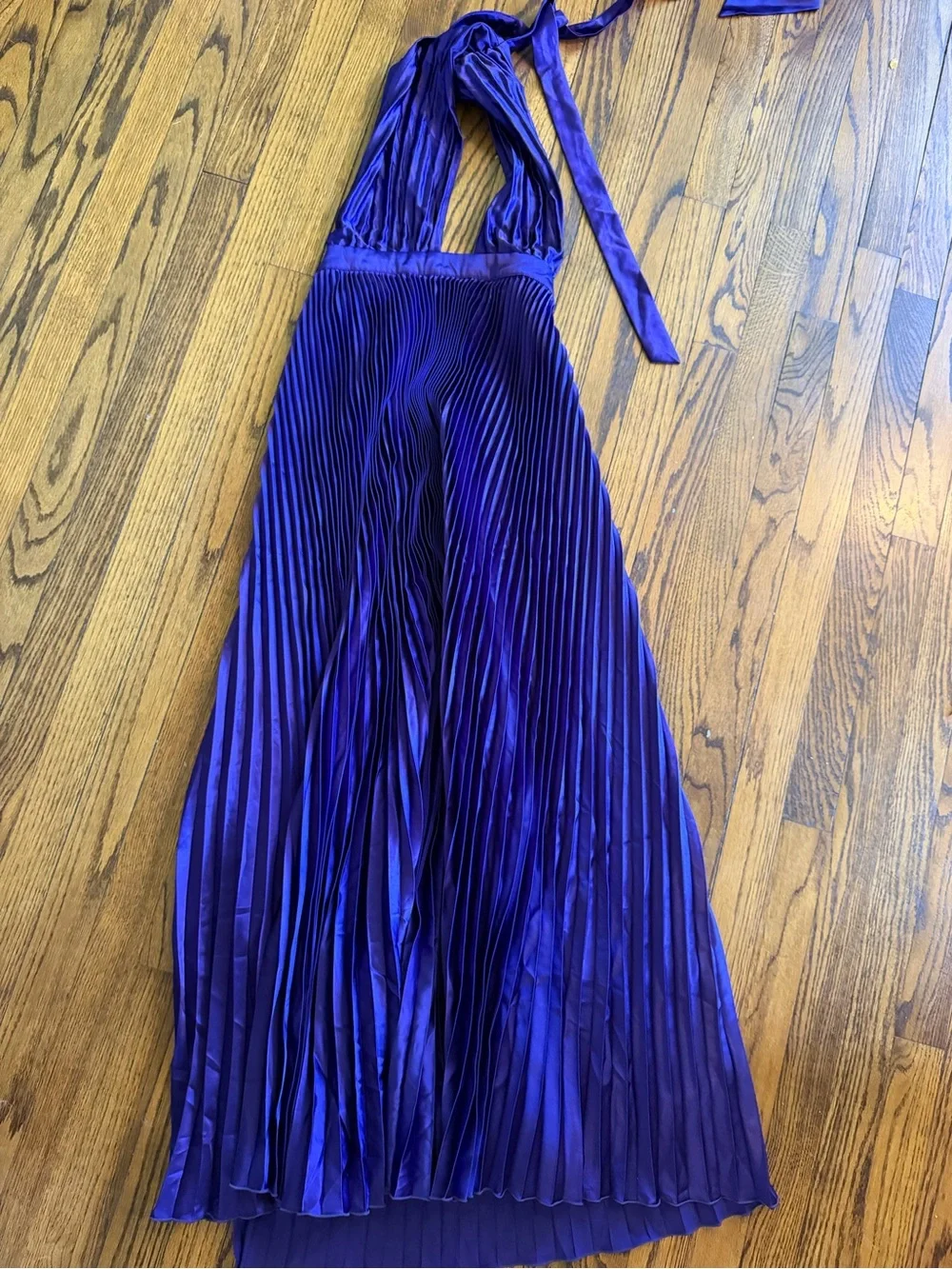 L’IDEE deep Purple halter neck Pleated maxi Dress full length